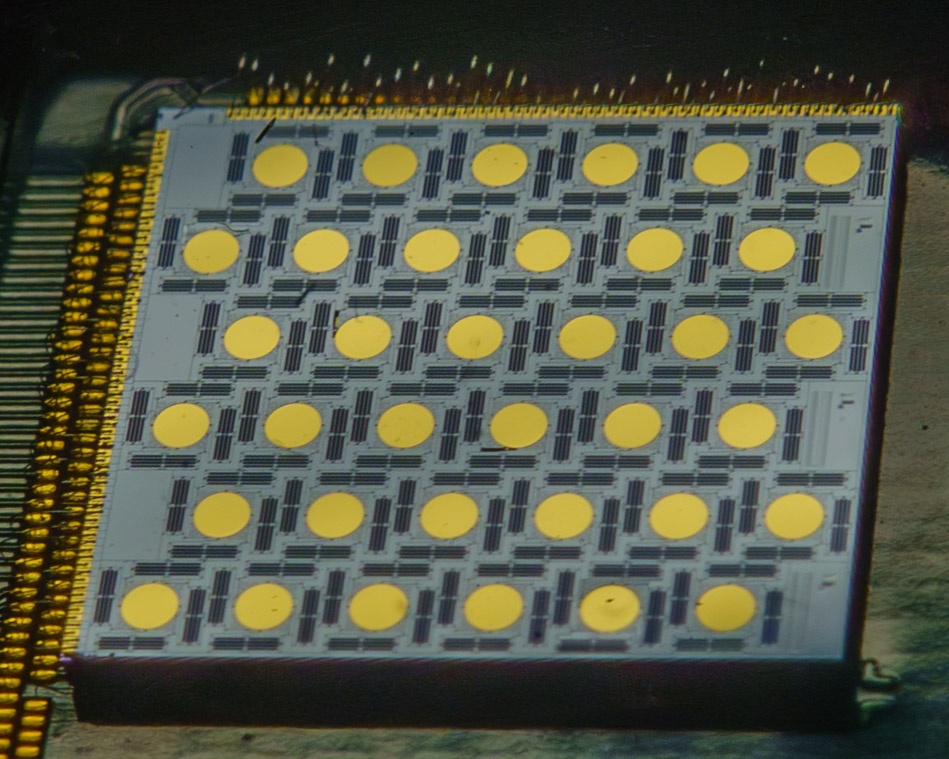 36-mirror OCS MEMS array